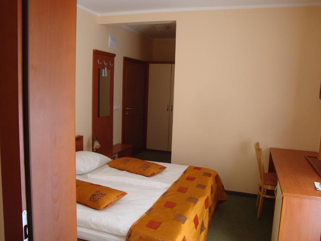Hotel Aqua Roma Rimske Toplice Room photo